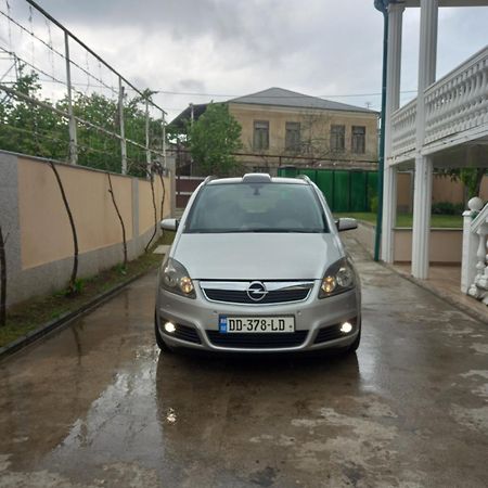 Tskaltubo Apartment Mirian Mepe Ngoại thất bức ảnh